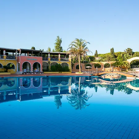 Village - Bouganville 4* סנטה מרגריטה די פולה