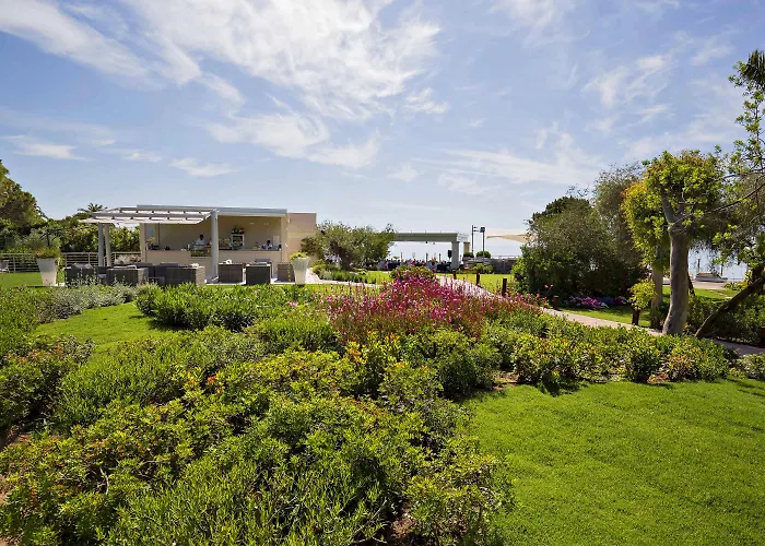 Village - Bouganville Ośrodek wypoczynkowy Santa Margherita di Pula